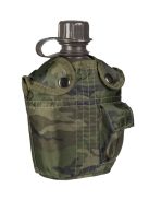 US STYLE PLASTIC CANTEEN WITH COVER 1L
