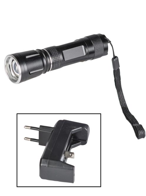  TACTICAL TORCH WITH CHARGER 